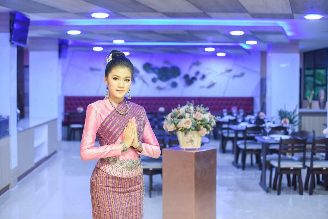 Wish Hotel Ubon Ubonratcsathani Kültér fotó
